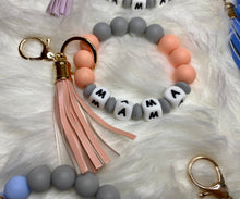 Load image into Gallery viewer, Mama Wristlets- Choose Your Color!
