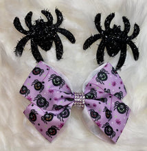 Load image into Gallery viewer, Halloween Felties &amp; Bows
