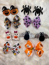 Load image into Gallery viewer, Halloween Felties &amp; Bows
